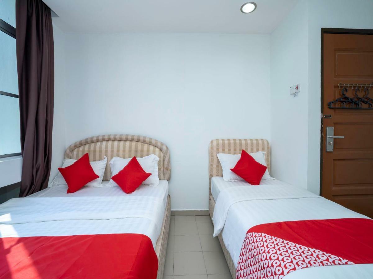 Oyo 988 Malawati Ria Hotel Kuala Selangor Eksteriør bilde