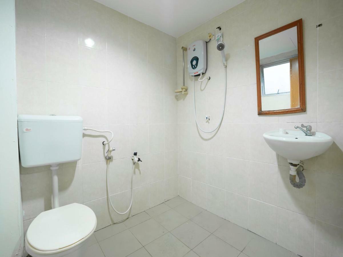 Oyo 988 Malawati Ria Hotel Kuala Selangor Eksteriør bilde