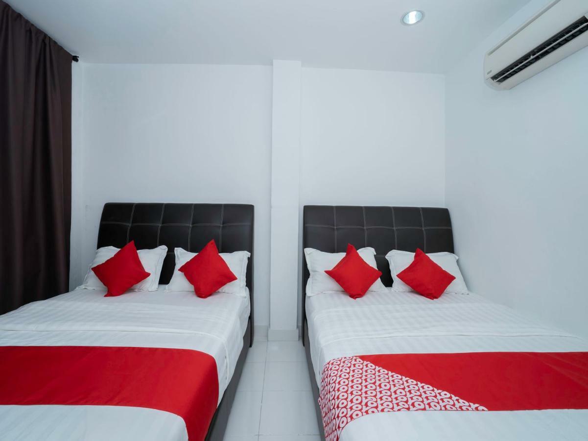Oyo 988 Malawati Ria Hotel Kuala Selangor Eksteriør bilde