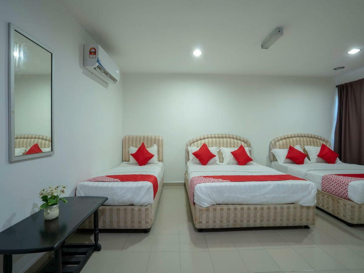 Oyo 988 Malawati Ria Hotel Kuala Selangor Eksteriør bilde
